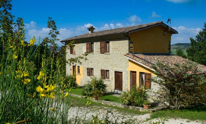 Apecchio Villa | Valdarecchia: a peaceful country-house on the hills