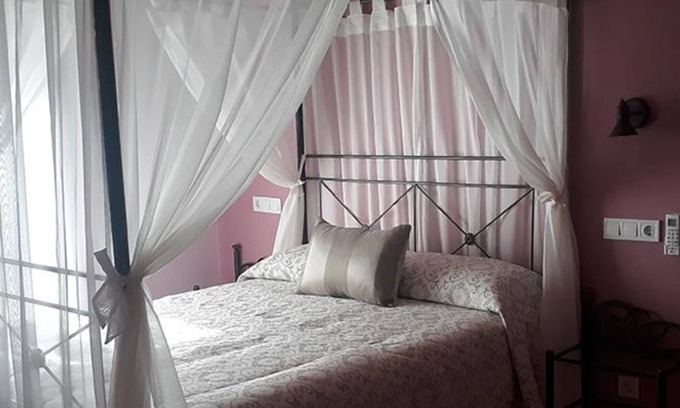 Fresno de Cantespino Cottage | Valdelagua country house
