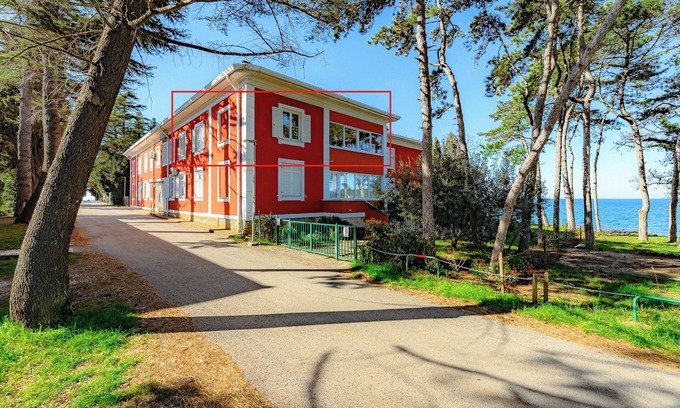 Basanija Apartment | VALDEPIAN house with apartments/Alex APARTMENT