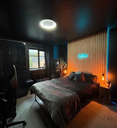 Macclesfield House | Valentinos