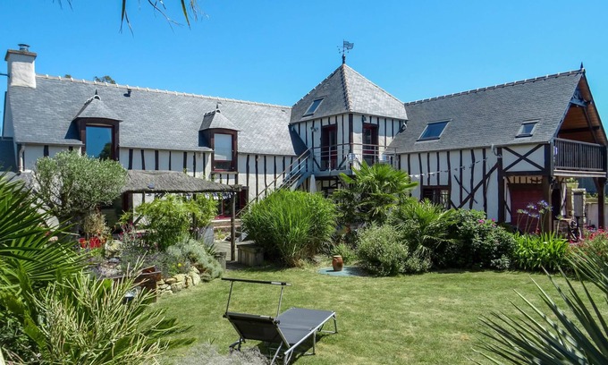Planguenoual House | Valhalla, chez Jules by Interhome