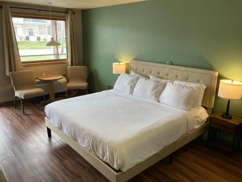 French Lick Hotel | Valley Inn and Suites