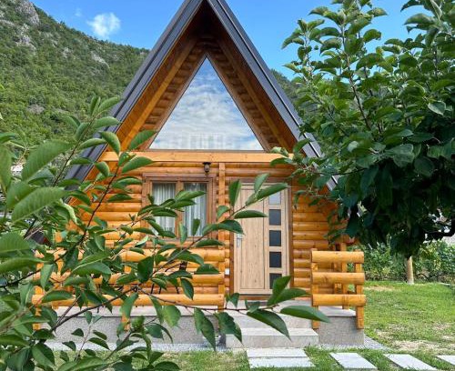 Virpazar Ski Chalet | Valley Nest