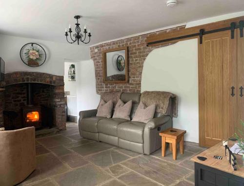 Bridgend House | Valley View Cottage with stunning balcony views!
