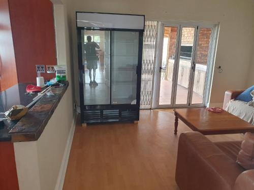 Port Elizabeth House | Valley View Guesthouse