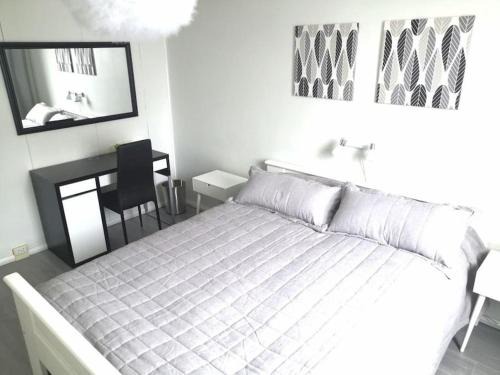 Koria Apartment | Valoisa & tilava 3.krs kaksio, lasitettu parveke