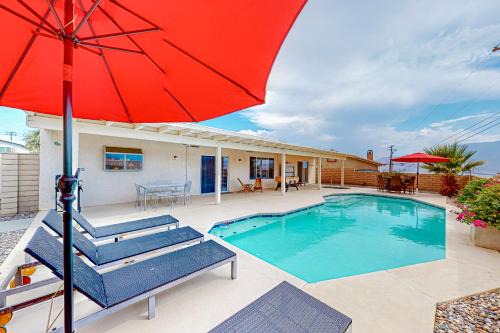 Desert Hot Springs House | Valparaiso Desert Paradise