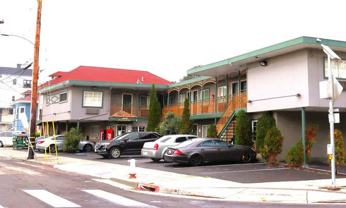 Mosswood Hotel | Value Inn