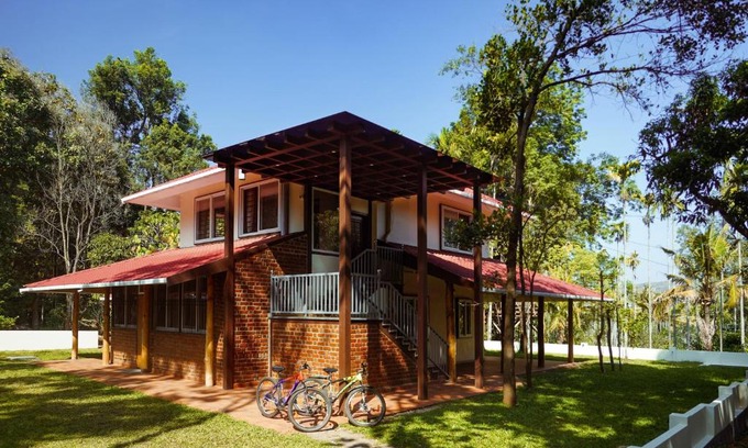 Maraiyur Bed & Breakfast | VanaJyotsna Forest Home