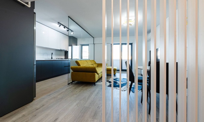 Sector 2 Apartment | Vanda