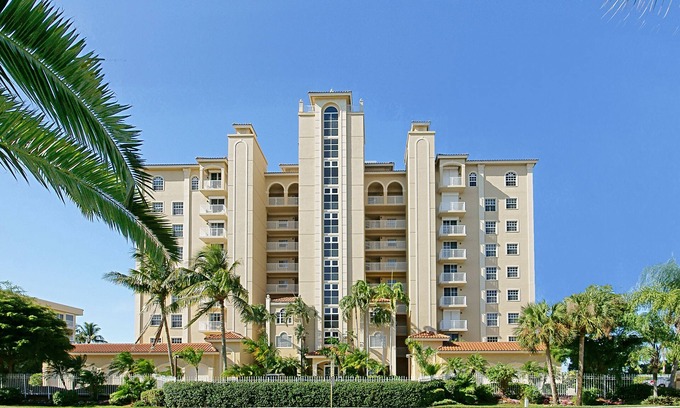 Vanderbilt Beach Condo | Vanderbilt Beachfront!