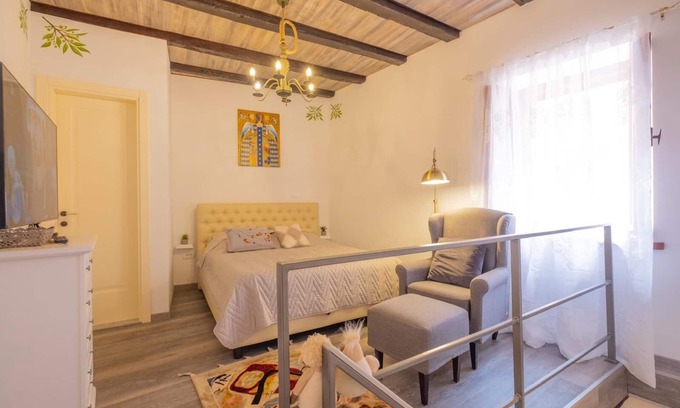 Izola House | Vanilla duplex with separate entrance in the center of Izola