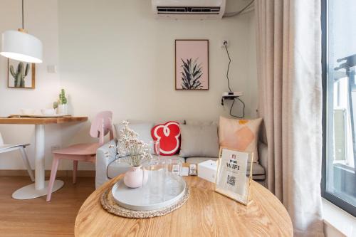 Panyu Apartment | Vanke Apartment Guangzhou South Railway Station Vanke Expo Expo Expo Olympic Park yueshidai square Changlong happy world