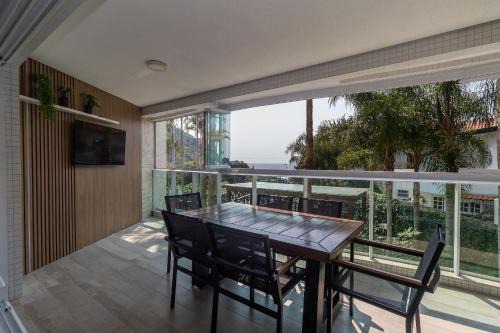 Ze Amandio Apartment | Varandas do Atlântico 101A - Excelente apartamento em condomínio de luxo a beira mar - Piscina climatizada - Academia - (Consultar serviços de roupas de cama e banho)