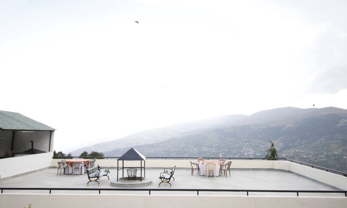 Patnitop Hotel | Vardaan Hotels - PatniTop
