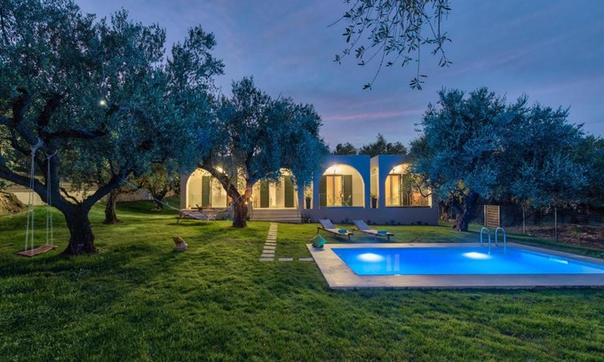 Porto Koukla Villa | Vardavilla
