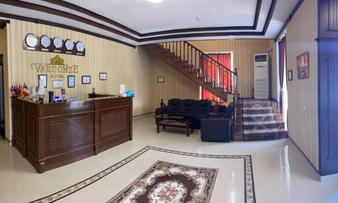 Bukhara Province Hotel | Vardonze
