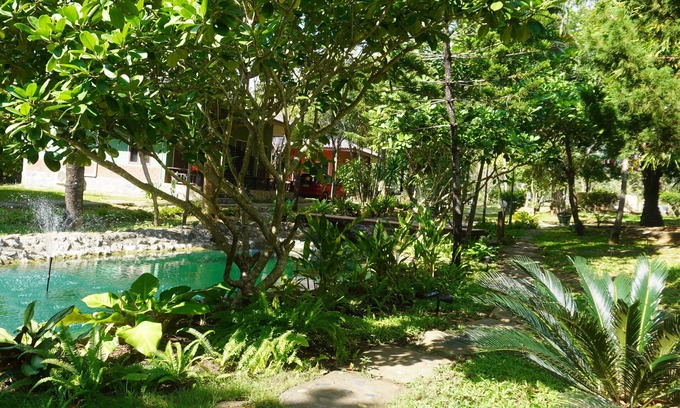 Suan Phueng Hotel | Varintorn Resort