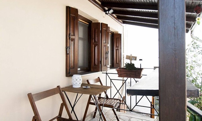 Trikala House | Varousi traditional house in old town of Trikala