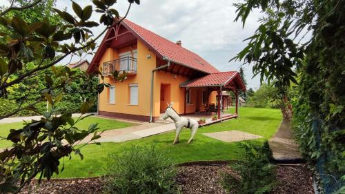 Gyoparosfuerdo House | Vascsacsi Nyaraló