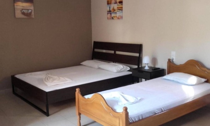 Kala Nera Apartment | Vasileiou Family Studio Sleeps 4