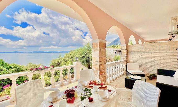 Barbati House | Vasilis Nissaki Luxury Holiday Home
