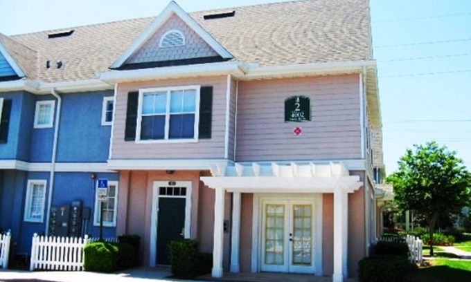 Venetian Bay Villages Villa | VB007 Cute and Cozy Venetian Bay Vacation Rental Townhome Just 6 Miles to Disney