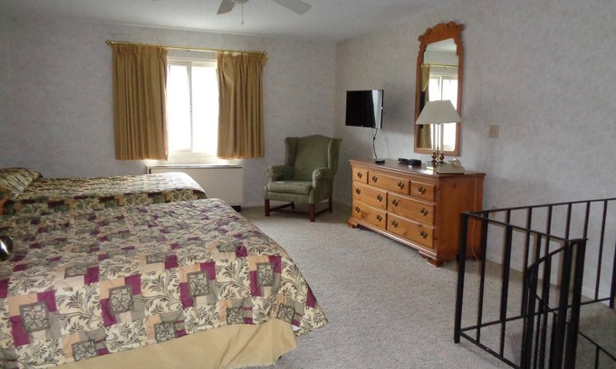 Beech Mountain House | VCI - 4 Seasons at Beech Suite
