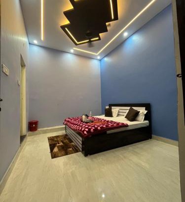 Mahipalpur Bed & Breakfast | Vedas Villa Ayodhya By Admiral Group Of Hotels