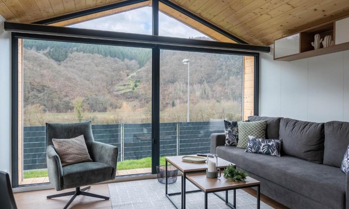 Enkirch House | Velo & Wohnen -NEU- Elektroräder inklusive-Sauna-Moselblick