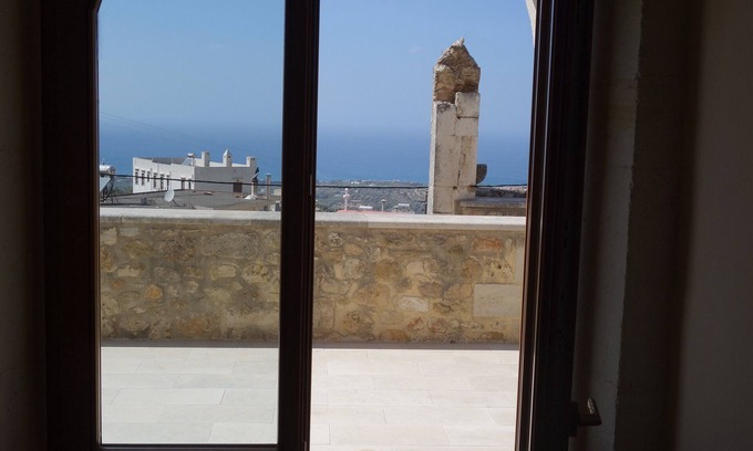 Maroulas Villa | Venetian House With Authentic Hammam & Jacuzzi With Sea View