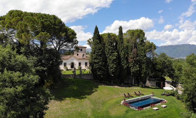 Colle Umberto House | Venetian villa located in the Prosecco hills with private pool