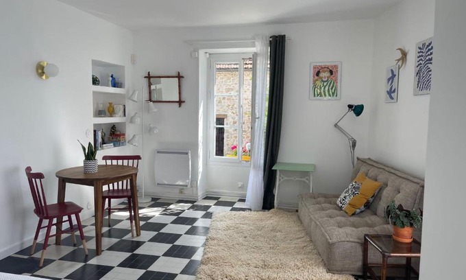 Vernou-la-Celle-sur-Seine Bed & Breakfast | Venez Vernou