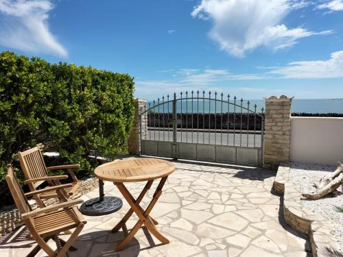 Meschers-sur-Gironde House | Venez vous ressourcer sur les falaises de Meschers