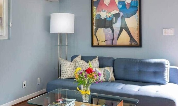 Mar Vista Apartment | Venice Beach Cottage Retreat - Private & Peaceful