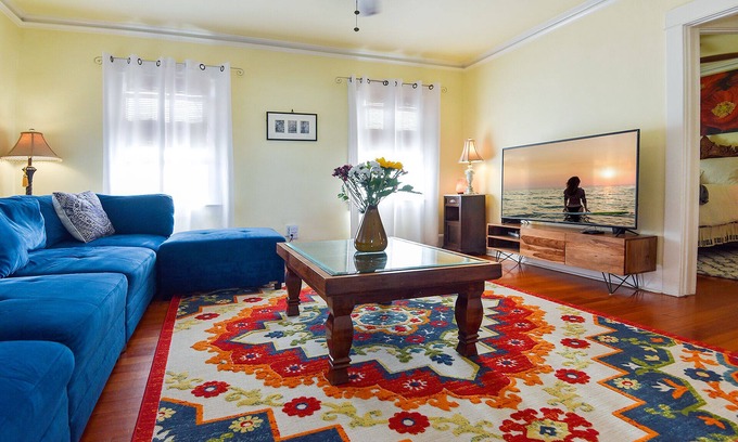Venice Apartment | Venice Beach Garden Oasis ~ Steps to Beach, Parking, Gated Yard, BBQ, Sun Deck