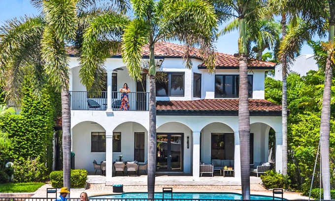 Colee Hammock Villa | Venice of America/Heated Pool/Canal View & Access/Isle Key/VlLLAS