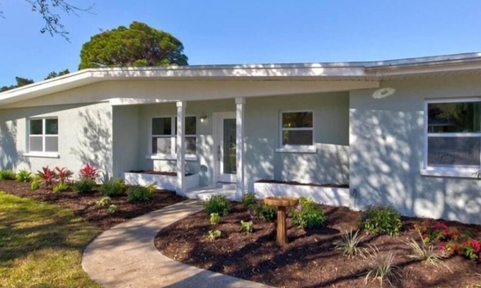 Venice House | Venice Peaceful Oasis