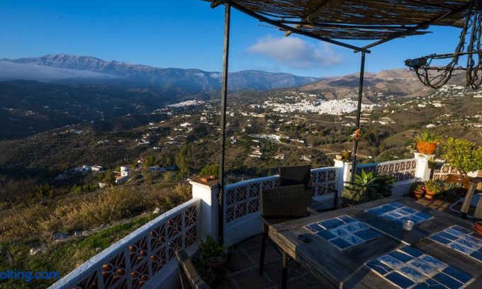 Competa House | Venta Real 12v