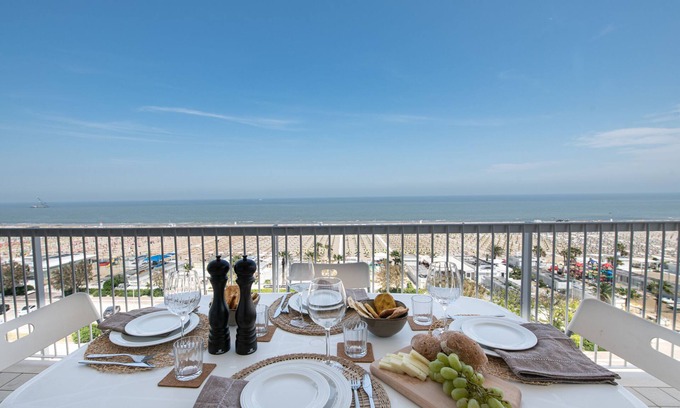 Marina Centro Apartment | Ventodue - Two Bedroom Apartment, Sleeps 6