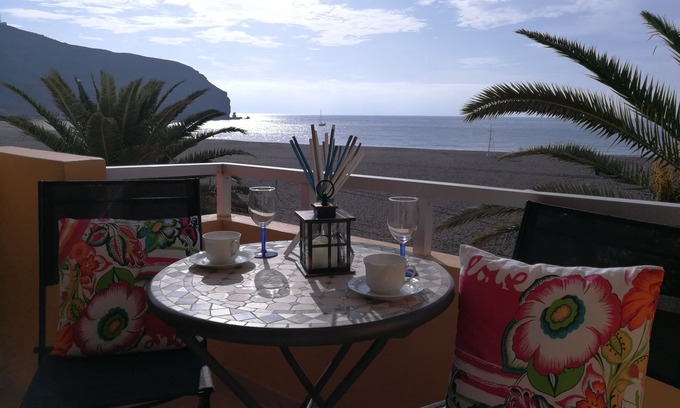 Gran Tarajal House | "VENTURAMAR" Spectacular apartment on the beachfront in Gran Tarajal