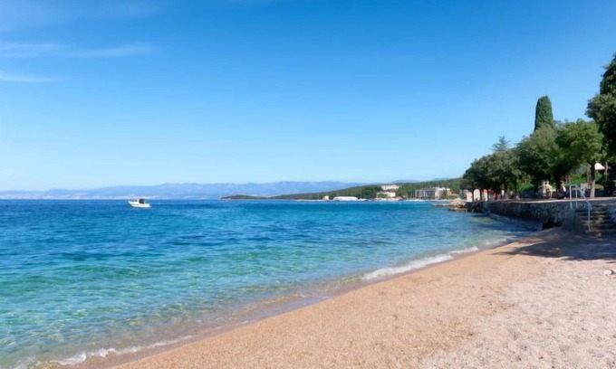 Malinska Apartment | Vera (MLK326) by Interhome