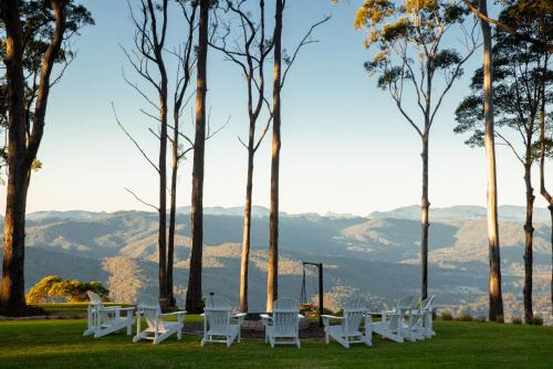 Mount Tamborine Cabin | Verandah House Country Estate