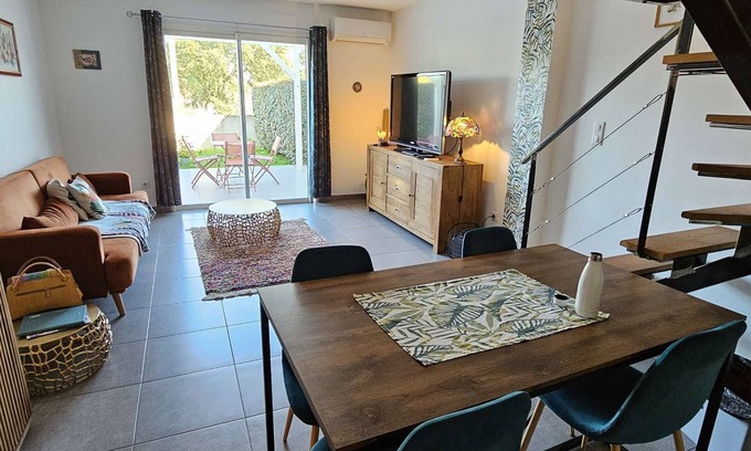 Morta Apartment | VERANU - Country view- 5 mn from the sandy beach