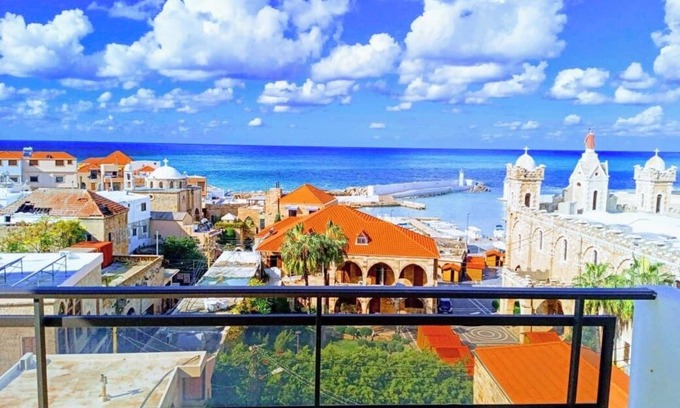 Batroun Apartment | Vers Les Nuages Apartment, Old Souk, Sea View