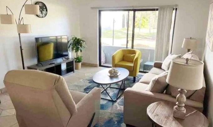 Land of the Presidents Apartment | Versailles in the Sunshine State