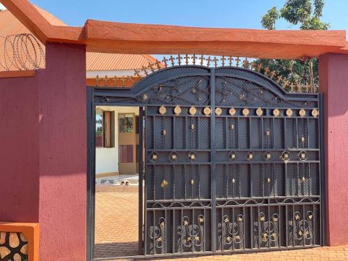 Jinja House | Very beautiful cozy home