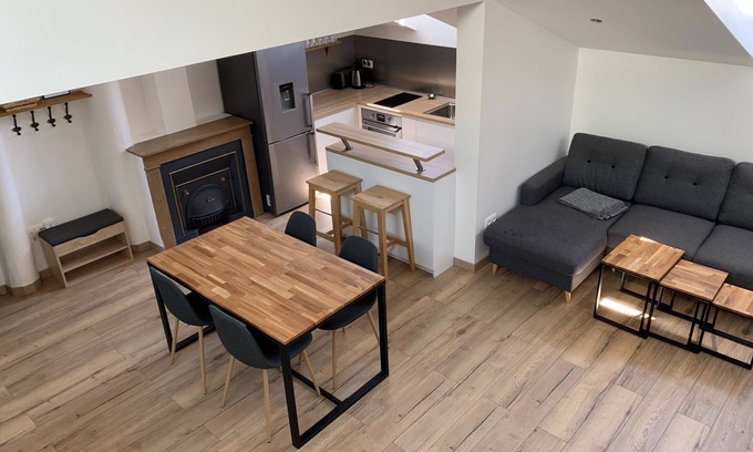 Villette Gare Apartment | Very calm, light and charming flat, just 5 min walk from Part Dieu station