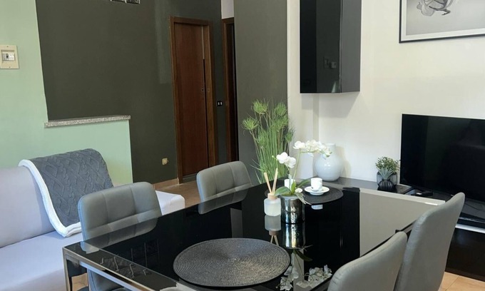 Vigevano Apartment | Very central, a stone's throw from Ducal Square