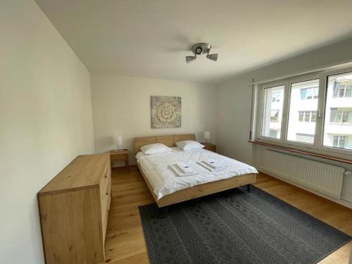 District 8 Apartment | Very central and sunny 2BR flat - Marble 2